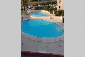jolies studios avec piscines et parking privé 800m de la plage le grau du roi